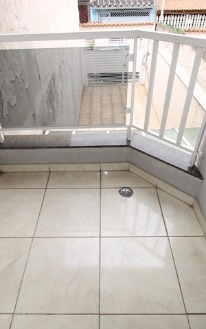 Casa à venda com 85m², 2 quartos e 2 vagasVaranda da Suíte 2