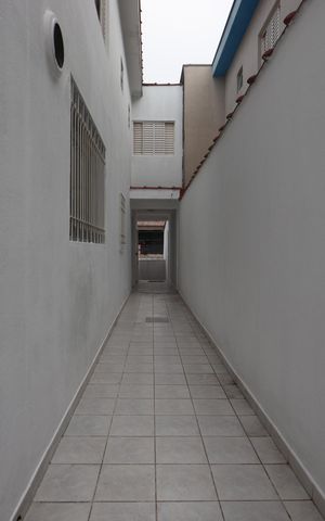 Casa à venda com 138m², 3 quartos e 1 vagaCorredor 