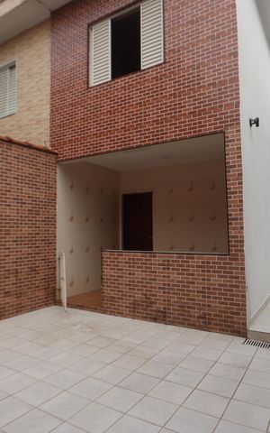 Casa à venda com 138m², 3 quartos e 1 vagaÁrea externa