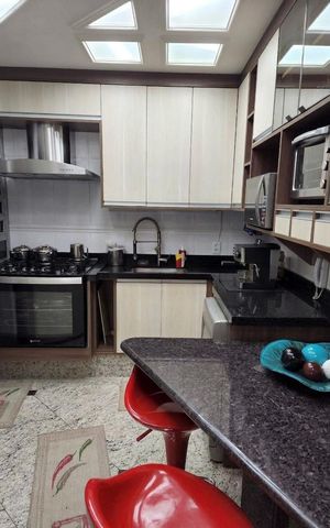 Apartamento à venda com 115m², 3 quartos e 3 vagasCozinha