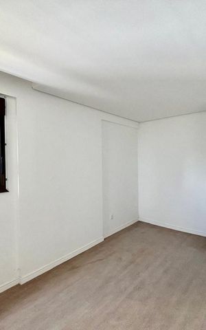 Apartamento à venda com 210m², 3 quartos e 2 vagas Apartamento à venda com 210m², 3 quartos e 2 vagasSuíte 3