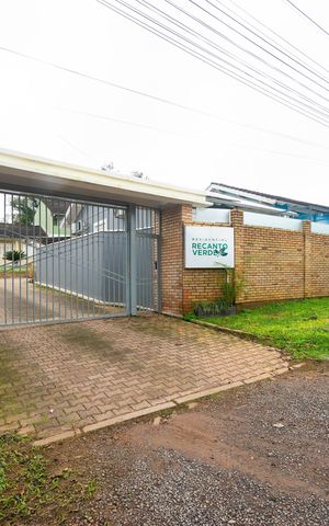 Casa para alugar com 80m², 2 quartos e 2 vagasFachado do condomínio