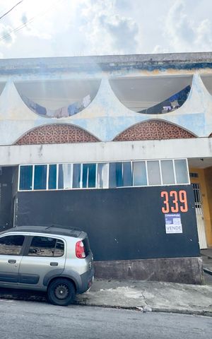 Casa à venda com 438m², 5 quartos e 2 vagas