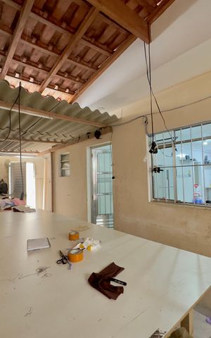 Casa à venda com 438m², 5 quartos e 2 vagas