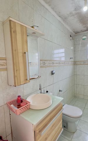 Casa à venda com 438m², 5 quartos e 2 vagas