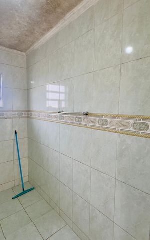 Casa à venda com 438m², 5 quartos e 2 vagas