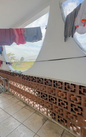 Casa à venda com 438m², 5 quartos e 2 vagas