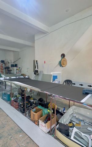 Casa à venda com 438m², 5 quartos e 2 vagas