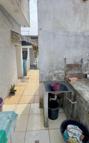 Casa à venda com 438m², 5 quartos e 2 vagas