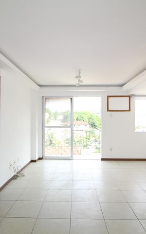Apartamento para alugar com 65m², 2 quartos e 1 vagaSala