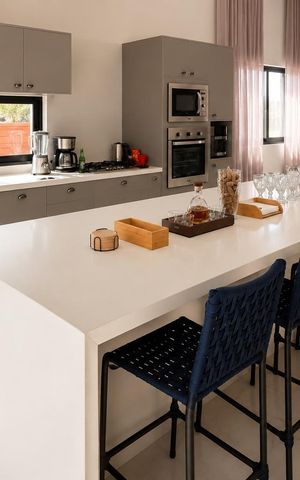 Casa de condomínio à venda com 343m², 3 quartos e 2 vagas Casa de condomínio à venda com 343m², 3 quartos e 2 vagasCozinha