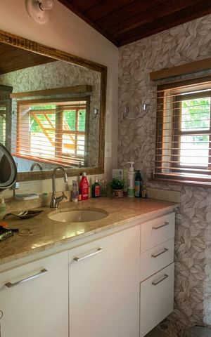 Casa para alugar com 100m², 1 quarto e 2 vagasBanheiro