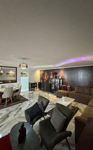 Casa para alugar com 297m², 3 quartos e 1 vagaSala