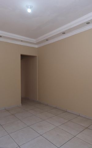 Casa para alugar com 100m², 2 quartos e 1 vagaSala