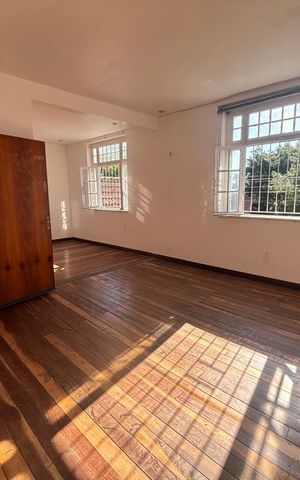 Casa à venda com 1163m², 4 quartos e 1 vagaQuarto 