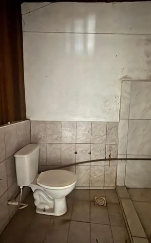 Casa à venda com 1163m², 4 quartos e 1 vagaBanheiro externo