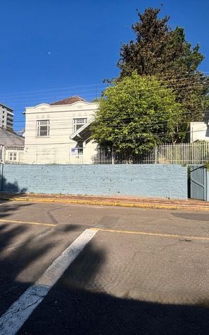 Casa à venda com 1163m², 4 quartos e 1 vagaFachada