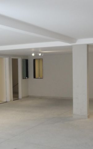 Casa de condomínio à venda com 384m², 7 quartos e 3 vagasÁrea externa