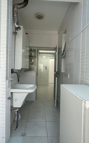 Apartamento para alugar com 87m², 3 quartos e 1 vagaÁrea de Serviço