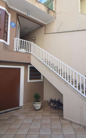 Casa à venda com 207m², 3 quartos e 4 vagasGaragem