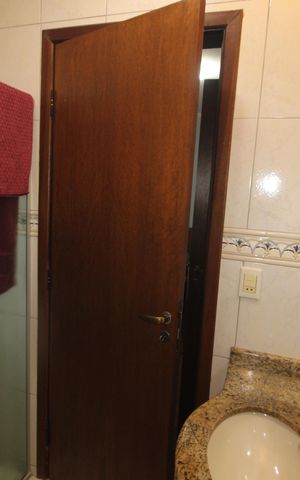 Casa à venda com 207m², 3 quartos e 4 vagasQuarto 2 - Banheiro