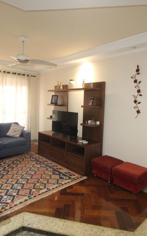 Casa à venda com 207m², 3 quartos e 4 vagasSala