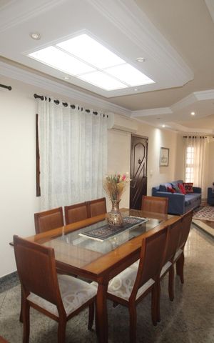 Casa à venda com 207m², 3 quartos e 4 vagasSala