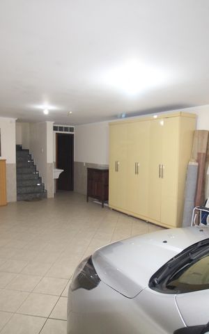 Casa à venda com 207m², 3 quartos e 4 vagasGaragem
