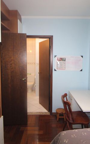 Casa à venda com 207m², 3 quartos e 4 vagasQuarto 2