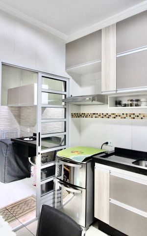 Casa à venda com 70m², 2 quartos e 1 vaga Casa à venda com 70m², 2 quartos e 1 vagaCozinha