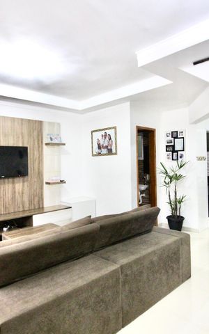 Casa à venda com 70m², 2 quartos e 1 vaga Casa à venda com 70m², 2 quartos e 1 vagaSala
