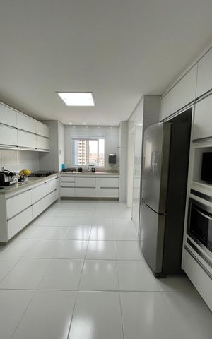 Apartamento à venda com 123m², 3 quartos e 2 vagas