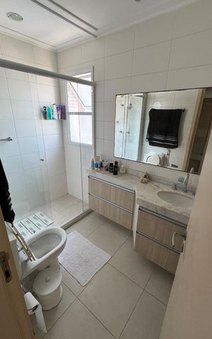 Apartamento para alugar com 134m², 4 quartos e 2 vagas Apartamento para alugar com 134m², 4 quartos e 2 vagasBanheiro