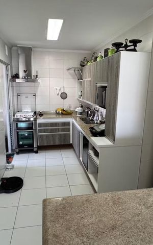 Apartamento para alugar com 134m², 4 quartos e 2 vagas Apartamento para alugar com 134m², 4 quartos e 2 vagasCozinha