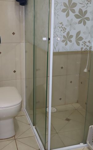 Casa à venda com 96m², 2 quartos e 1 vagaBanheiro piso superior