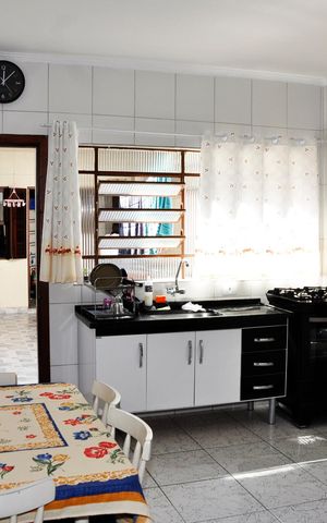 Casa à venda com 90m², 2 quartos e 1 vaga Casa à venda com 90m², 2 quartos e 1 vagaDetalhe - Cozinha