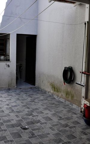 Casa à venda com 90m², 2 quartos e 1 vaga Casa à venda com 90m², 2 quartos e 1 vagaÁrea de Serviço e Quintal