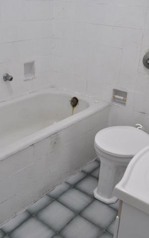 Casa para alugar com 100m², 1 quarto e sem vagaBanheiro social