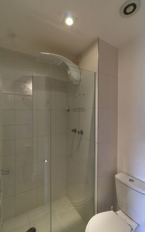 Studio para alugar com 30m², 1 quarto e 1 vaga Studio para alugar com 30m², 1 quarto e 1 vagaBanheiro