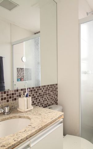 Apartamento à venda com 84m², 2 quartos e 2 vagasBanheiro Suíte 