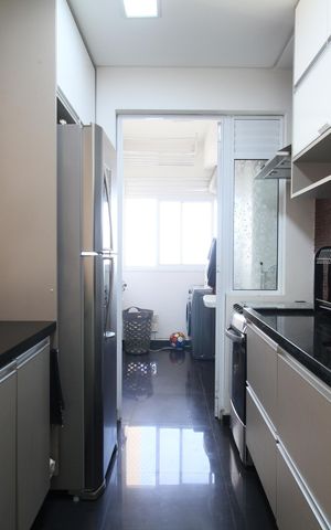 Apartamento à venda com 84m², 2 quartos e 2 vagasCozinha