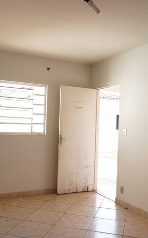 Casa para alugar com 240m², 4 quartos e 4 vagasEdícula - Quarto