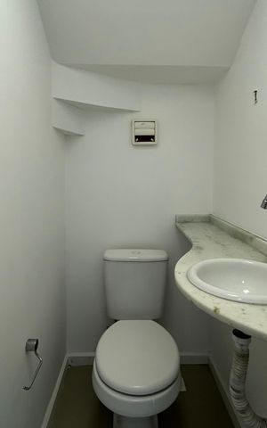 Casa para alugar com 145m², 3 quartos e 2 vagas Casa para alugar com 145m², 3 quartos e 2 vagasLavabo