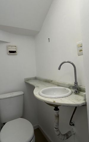 Casa para alugar com 145m², 3 quartos e 2 vagas Casa para alugar com 145m², 3 quartos e 2 vagasLavabo