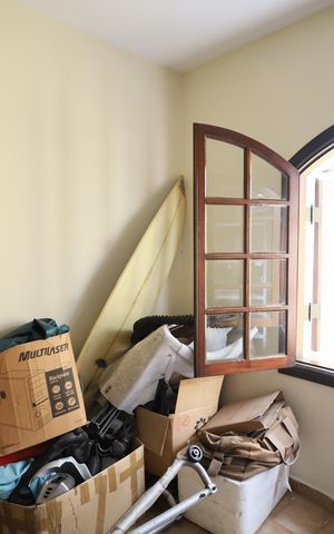 Casa à venda com 320m², 5 quartos e 4 vagasQuarto de Serviço