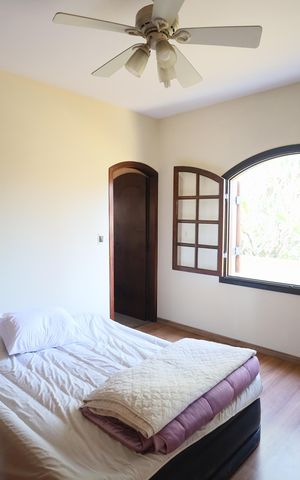 Casa à venda com 320m², 5 quartos e 4 vagasSuíte 4