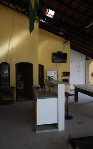 Casa à venda com 320m², 5 quartos e 4 vagasChurrasqueira