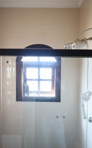 Casa à venda com 320m², 5 quartos e 4 vagasBanheiro da Suíte 3