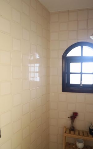 Casa à venda com 320m², 5 quartos e 4 vagasBanheiro 6