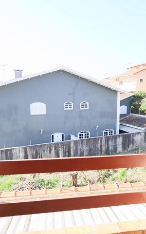 Casa à venda com 320m², 5 quartos e 4 vagasSala
